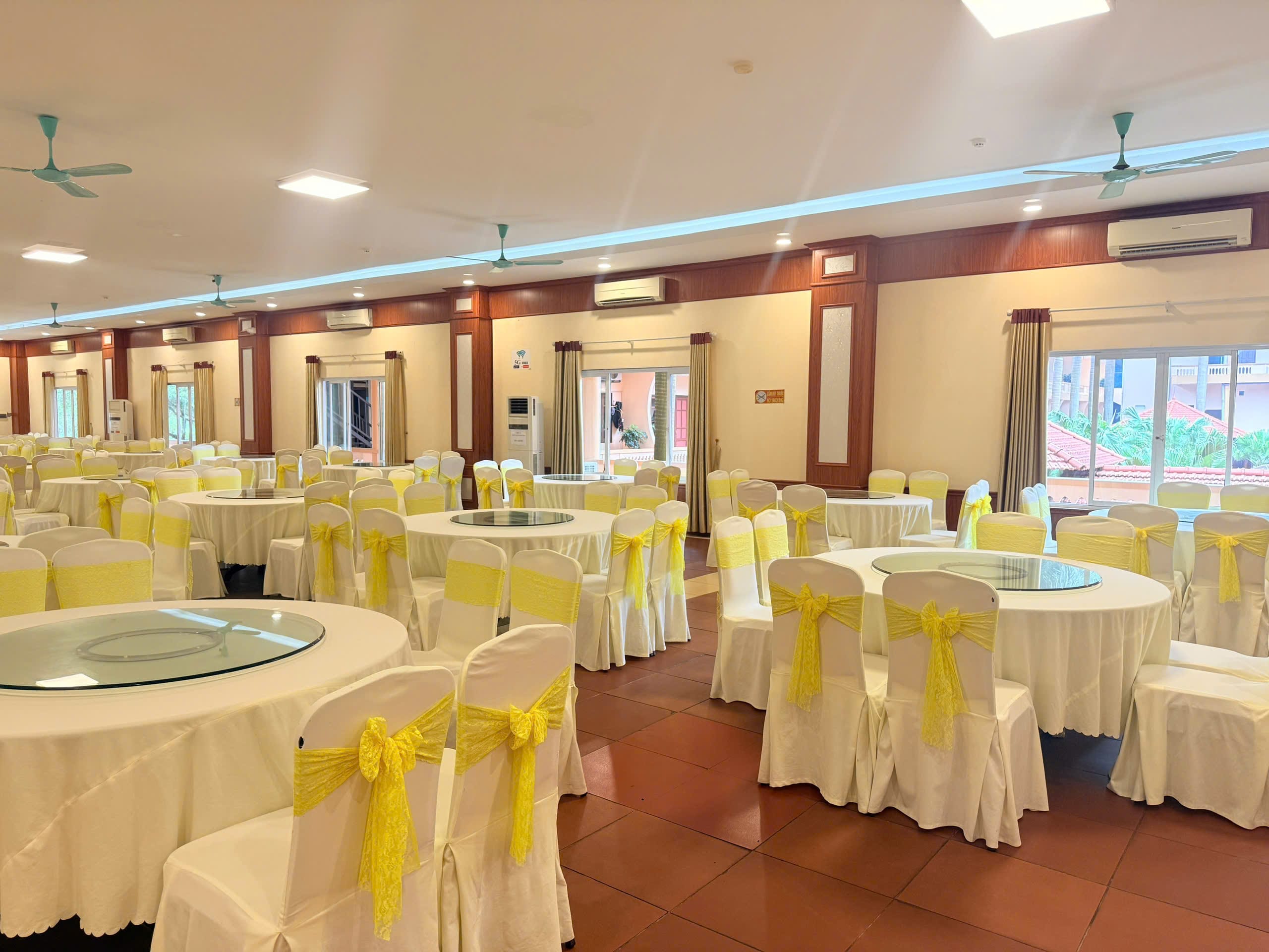 CHÚC MỪNG NGÀY QUỐC TẾ LAO ĐỘNG 1/5
