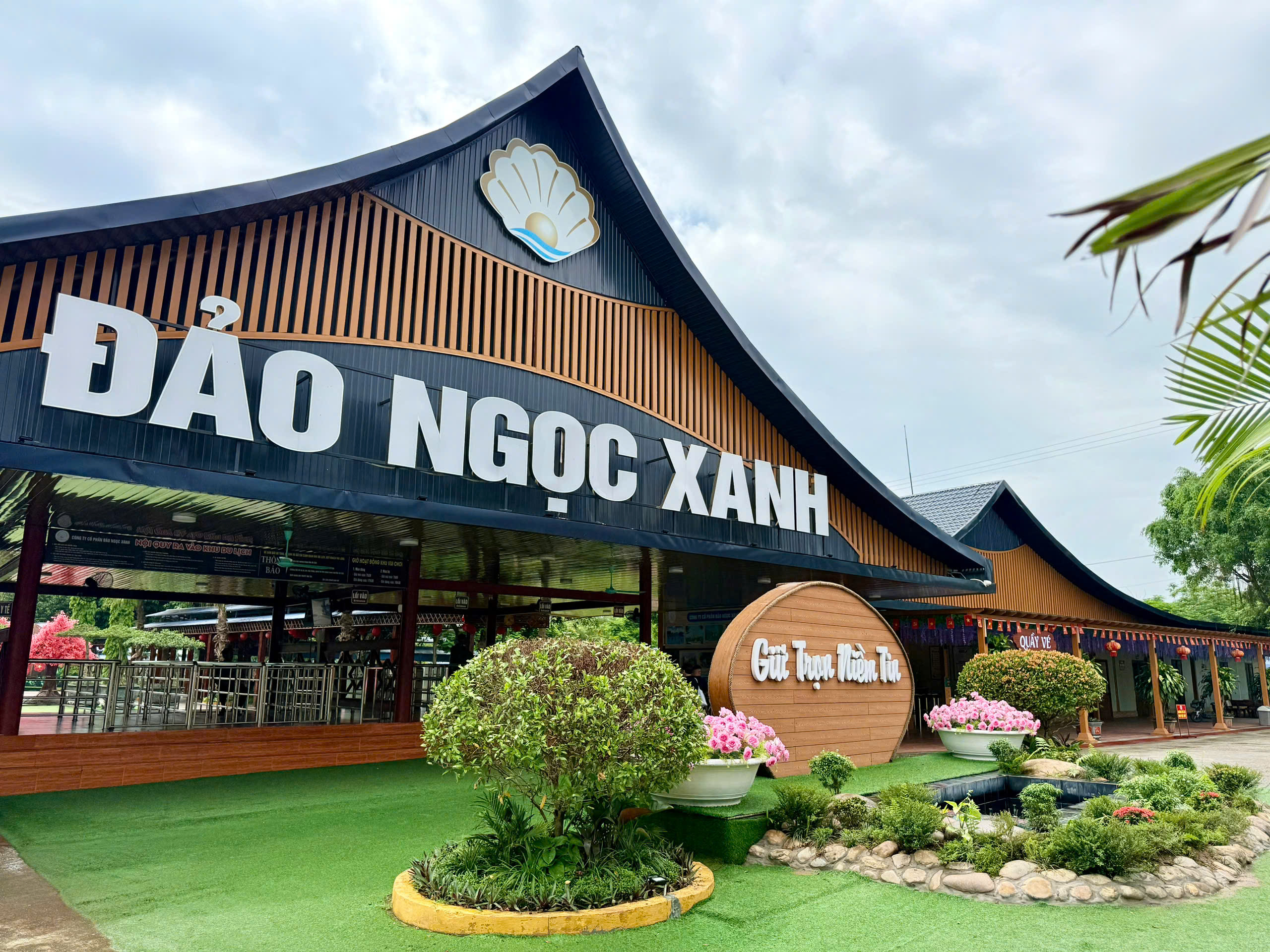 CHÚC MỪNG NGÀY QUỐC TẾ LAO ĐỘNG 1/5