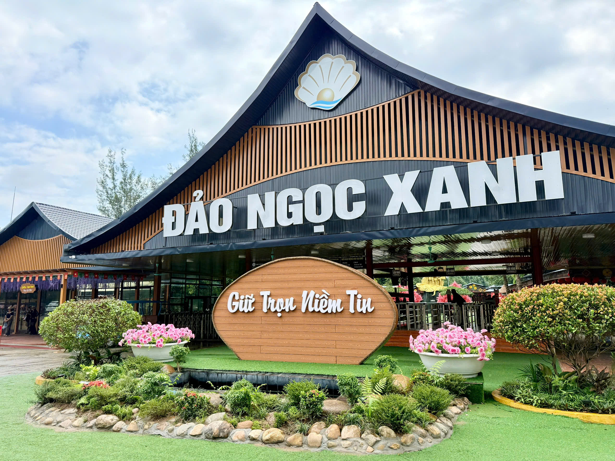 CHÚC MỪNG NGÀY QUỐC TẾ LAO ĐỘNG 1/5